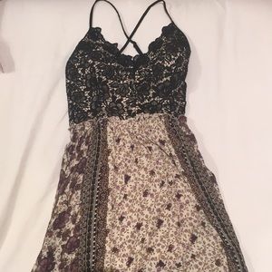 NWT! Lace and floral inspired maxi dress